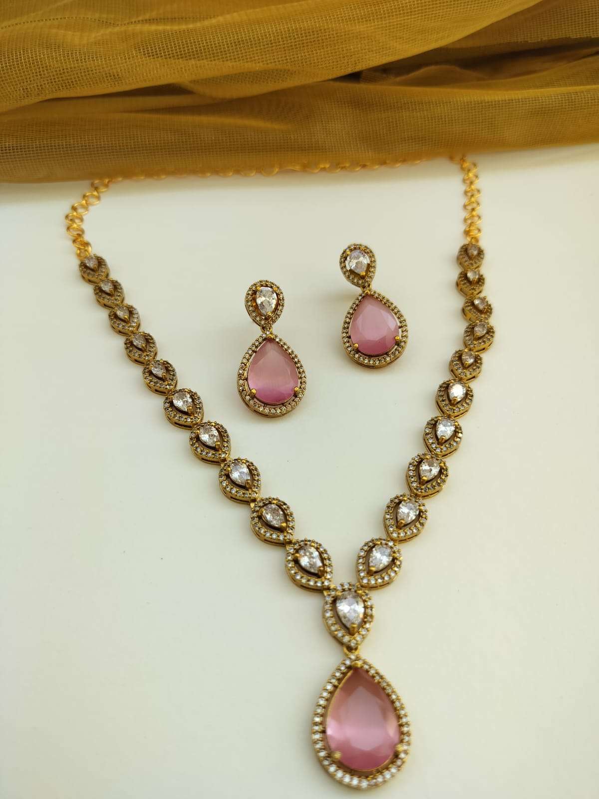Alia Diamond Lookalike Necklace set (Light Pink)