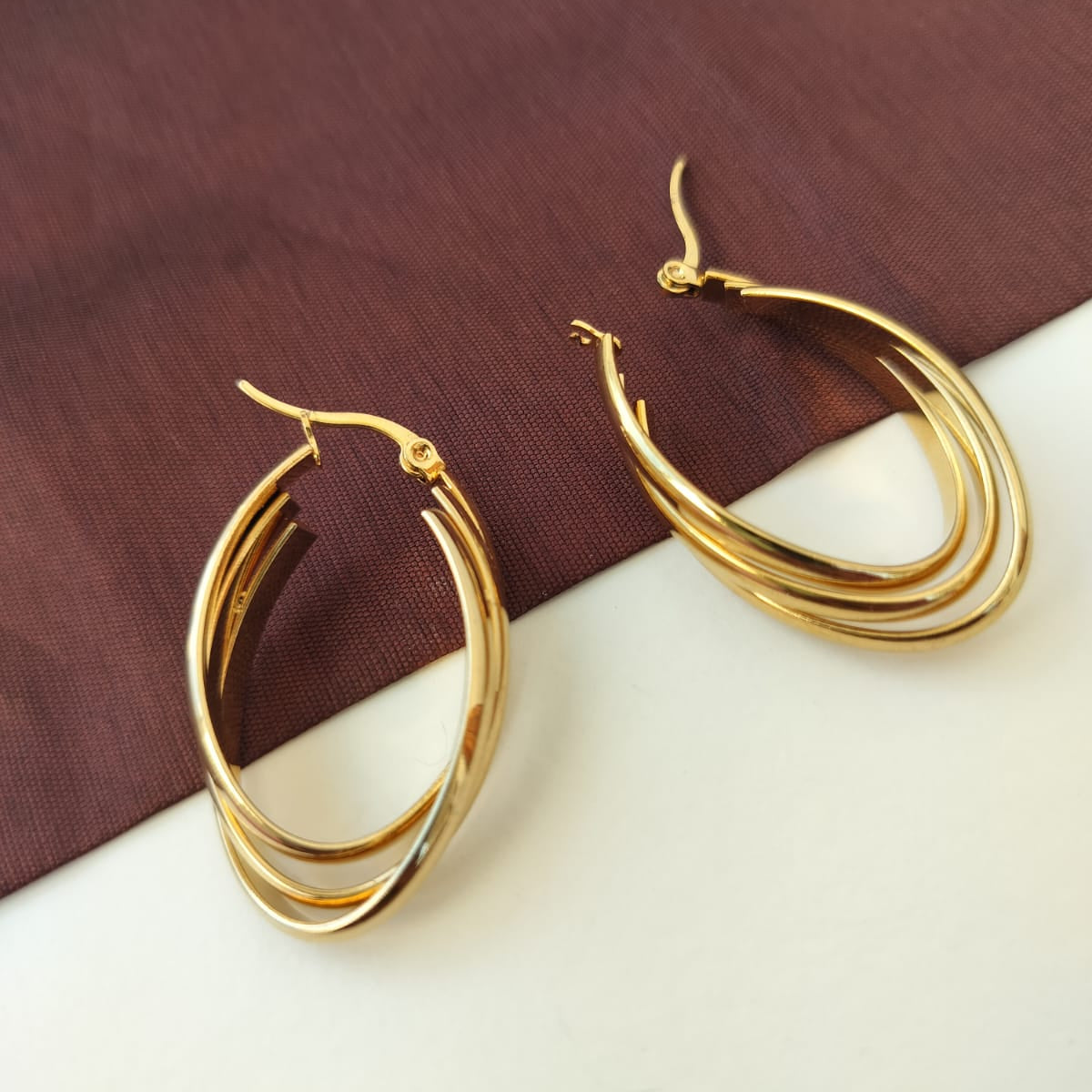 Chunky Golden Oval Hoops