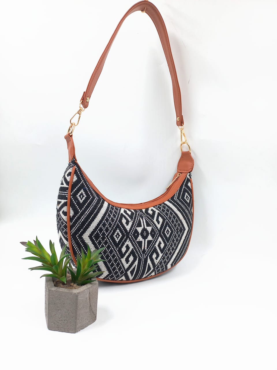 Black & White Moon Shaped Hand Bag