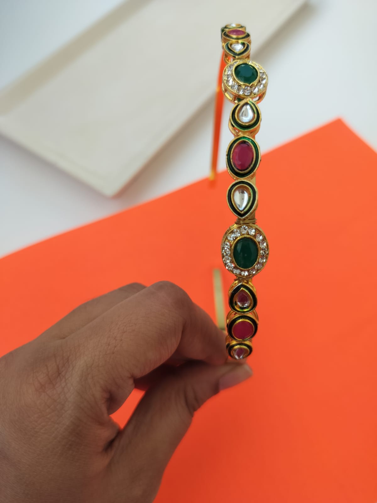 Parineeti Style sleek Kundan Studded Hairband (Pink& Green)