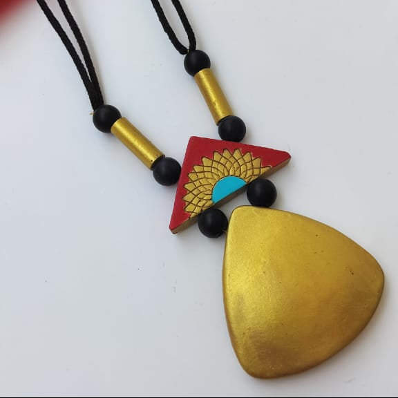 Handmade Terracotta Neckpiece