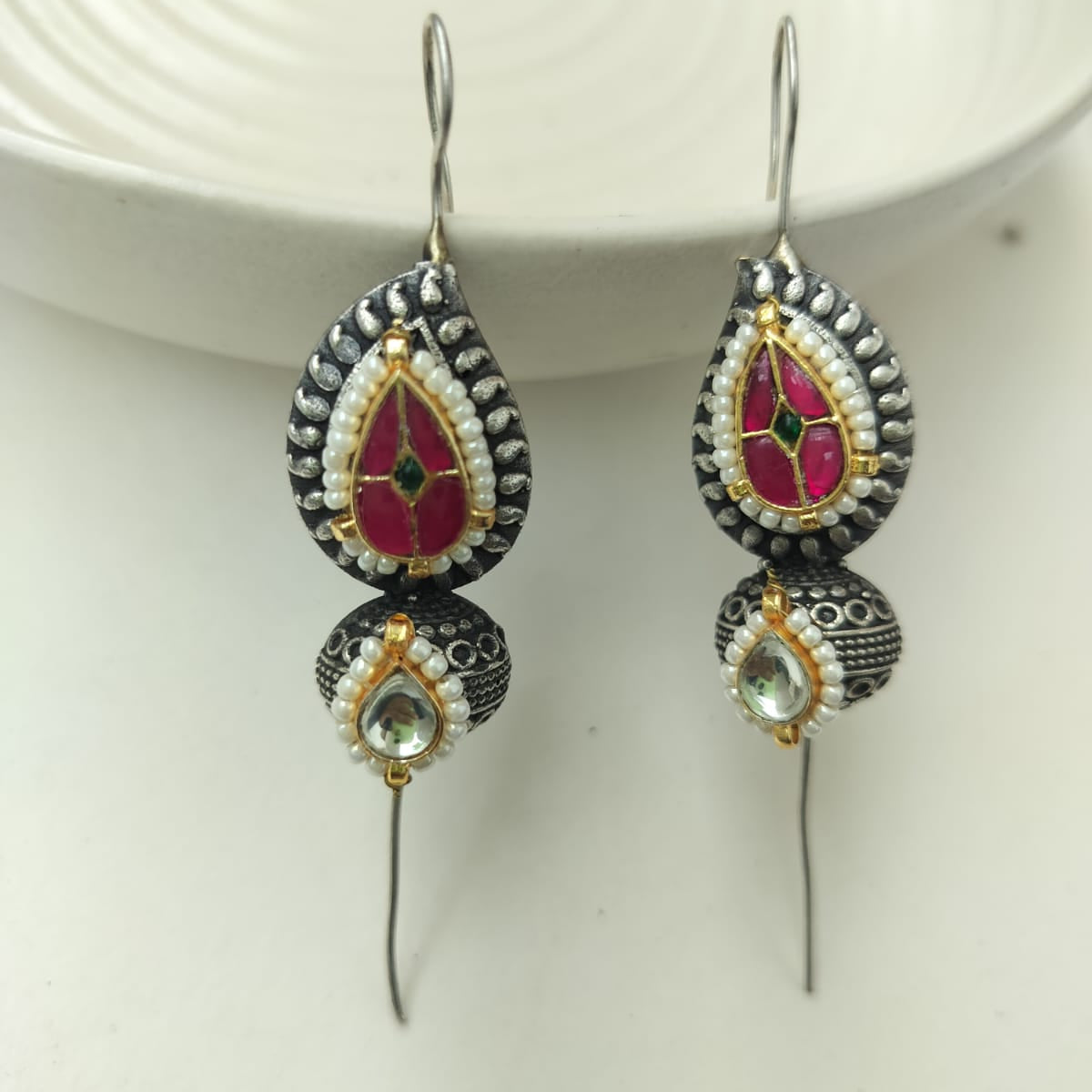 Shriya Kundan Earcuff Earrings