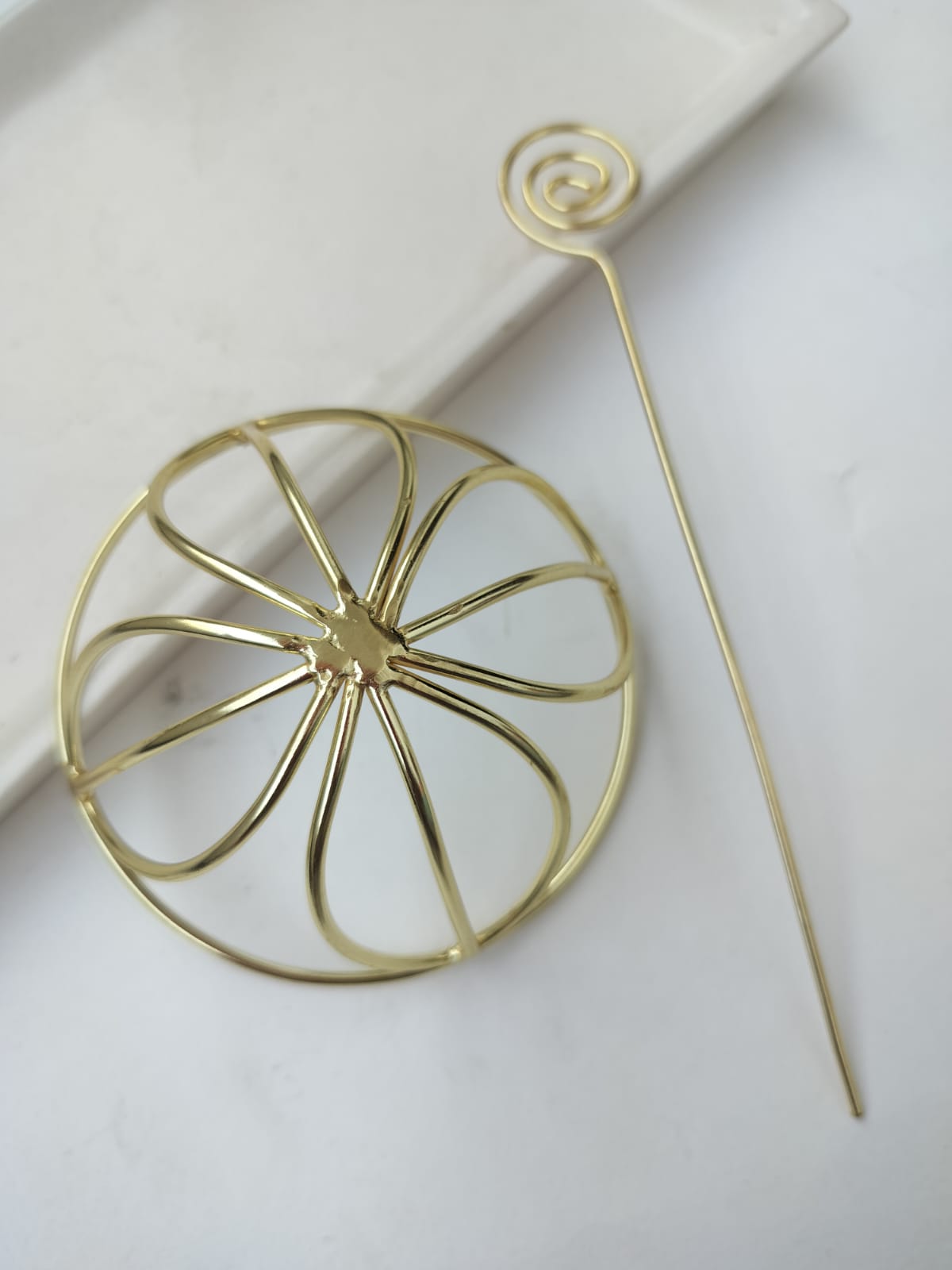 Gulnaar Hair Bun Cage