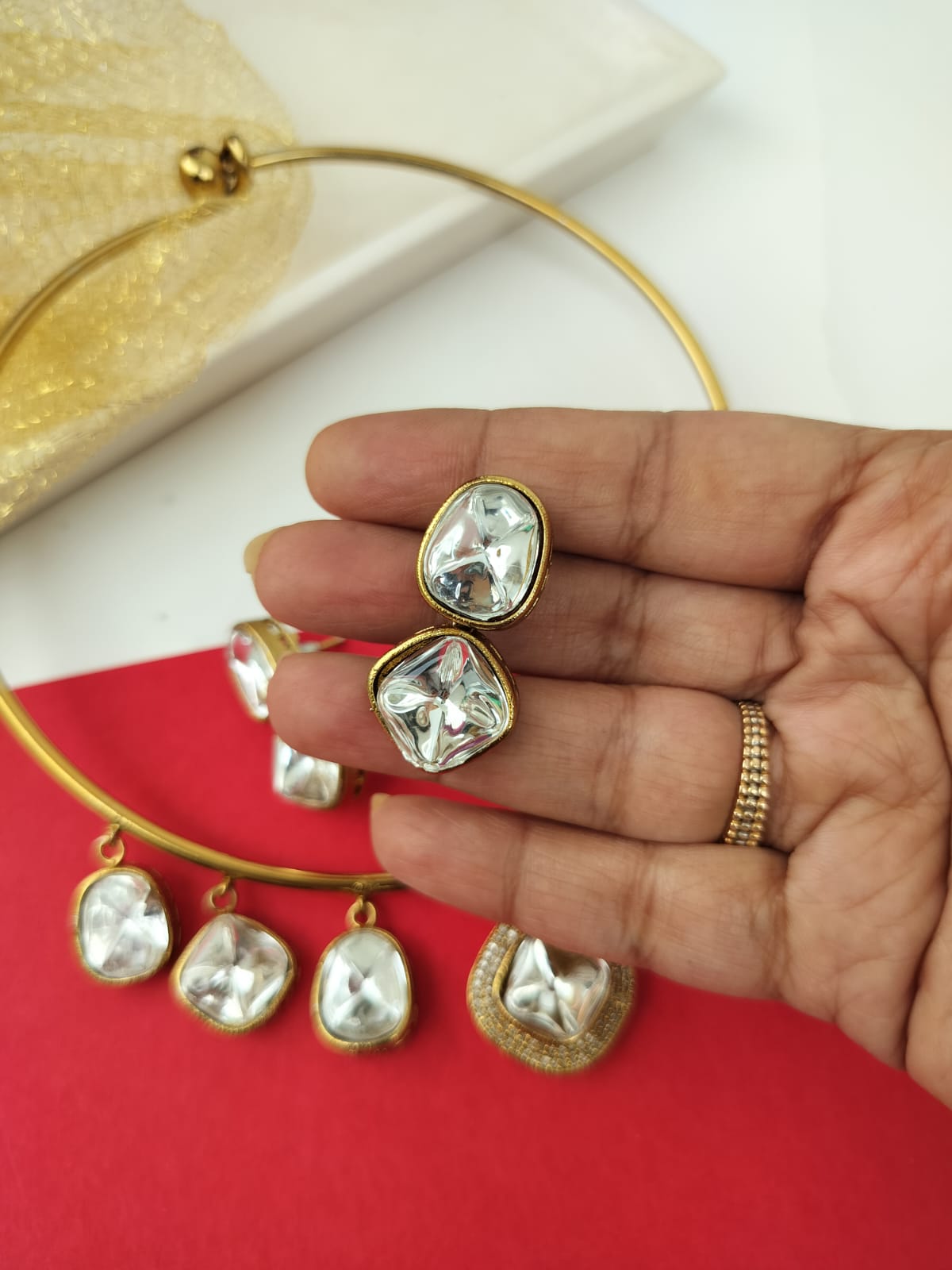 Golden Kundan Hasli set