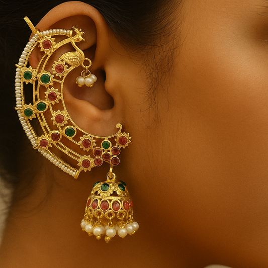 Traditional Peacock Pearl Earcuff