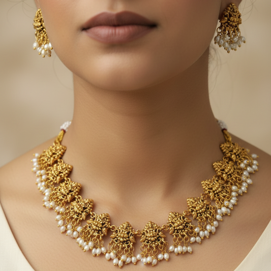 Lakshmi Guttapusalu necklace with earrings