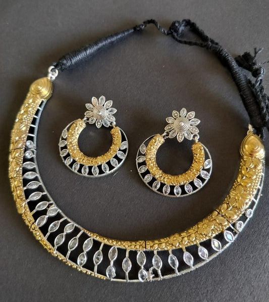 Alizeh Dual tone Stone Necklace set