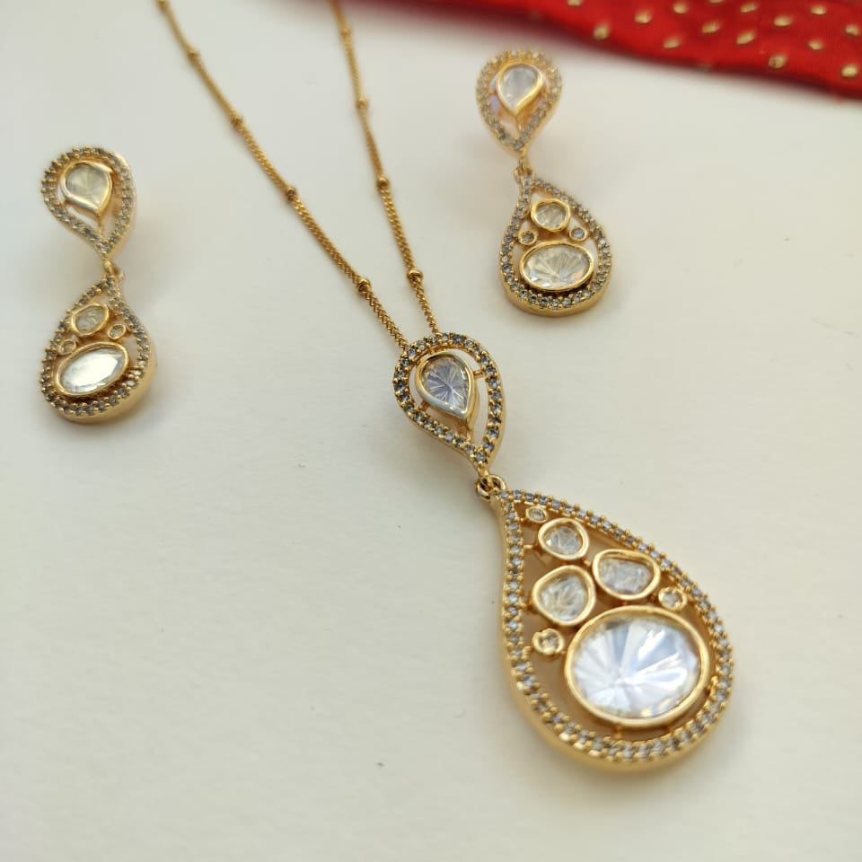 Multistone Mossanite Polki Pendant set