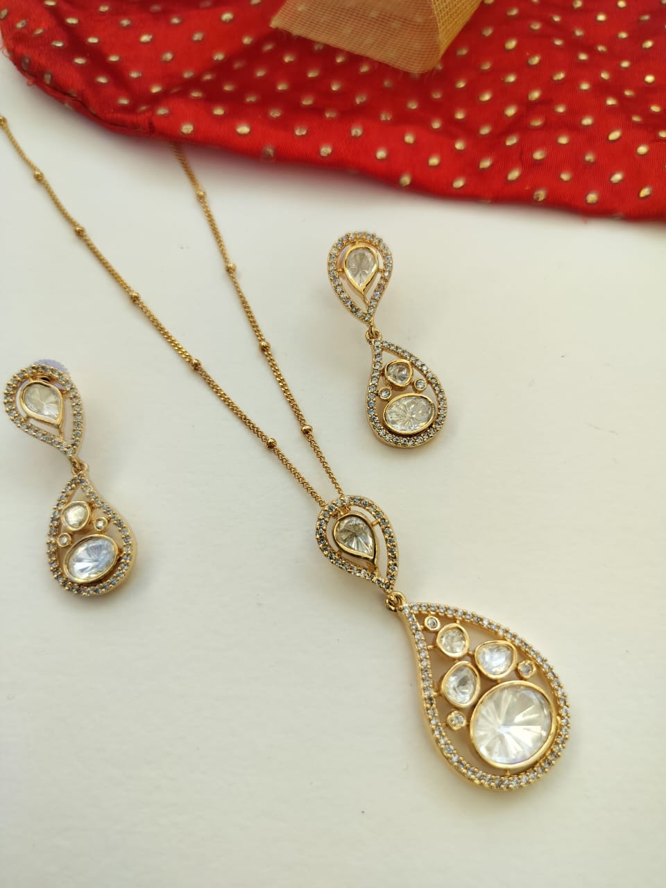 Multistone Mossanite Polki Pendant set