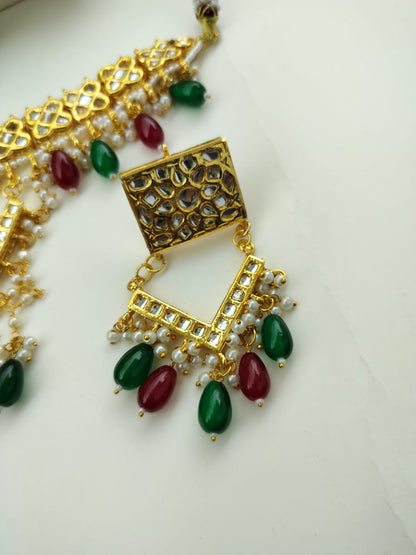 Green and red Ankita Kundan Jewellery Set