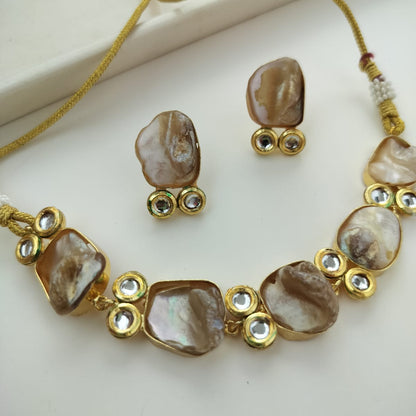 Mother of pearl kundan Necklace set