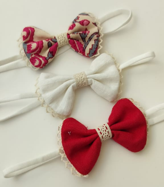 Blossom Handmade Girl Bow Band (Set of 3)