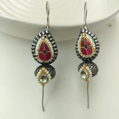 Shriya Kundan Earcuff Earrings