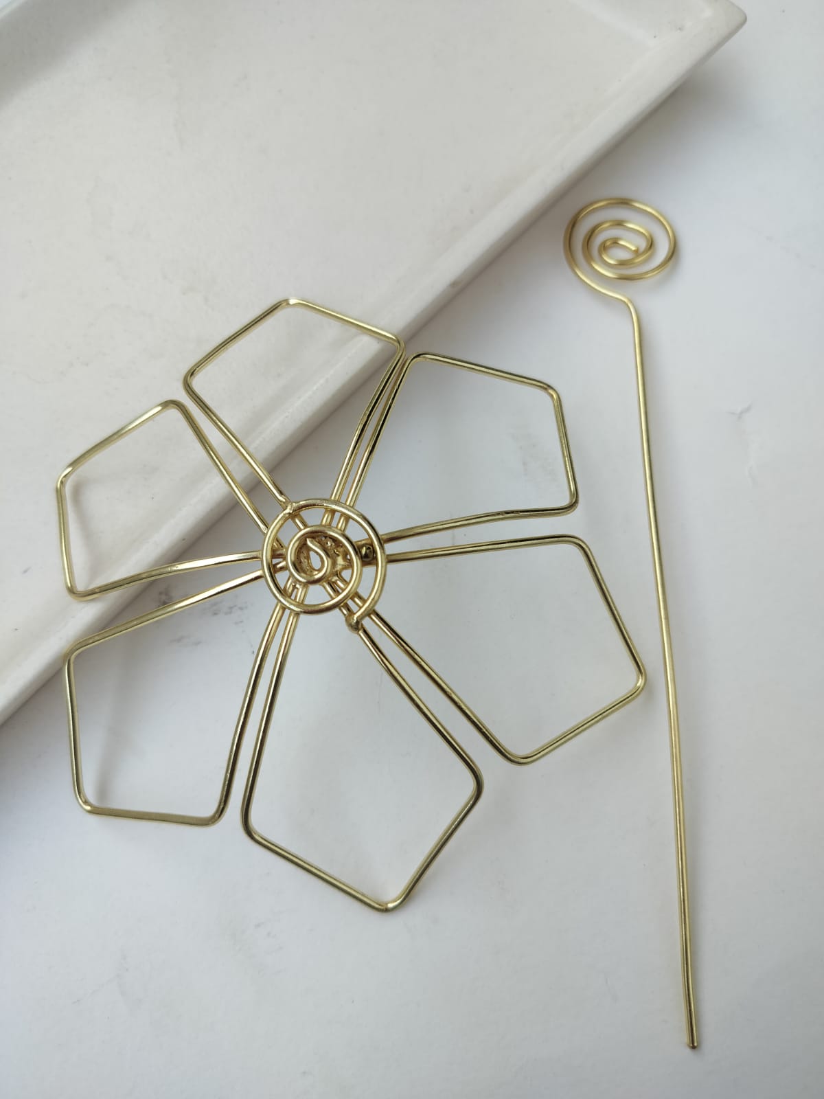 Gulbahar Hair Bun Cage