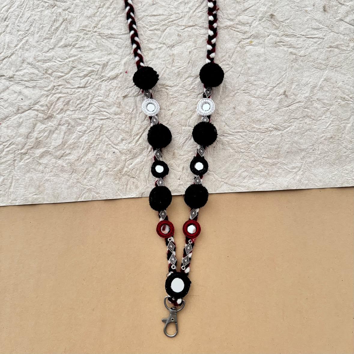 Shell Handmade Navratri Sling Chain Mobile Holder - Black
