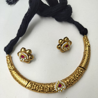 Pachi Kundan Hasli Necklace Set