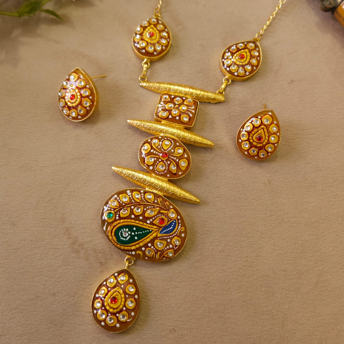 Jaipur Tanjore Pendant set