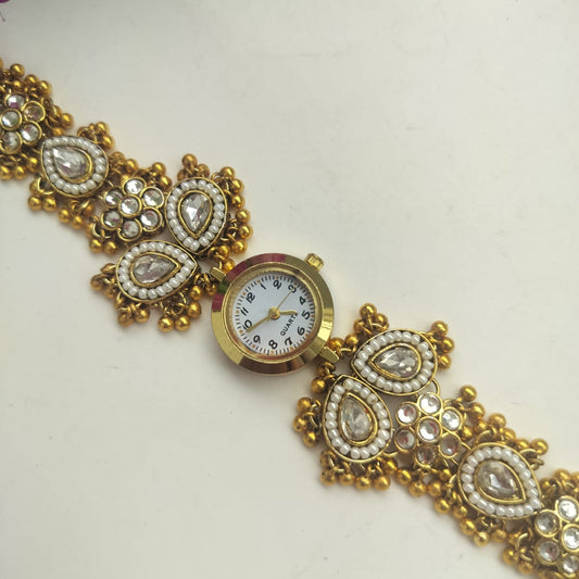 Neysa Heritage Bracelet Watch