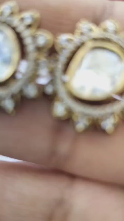 Manah Kundan Stud Earrings
