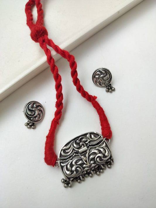Batua Silver lookalike oxidised necklace set