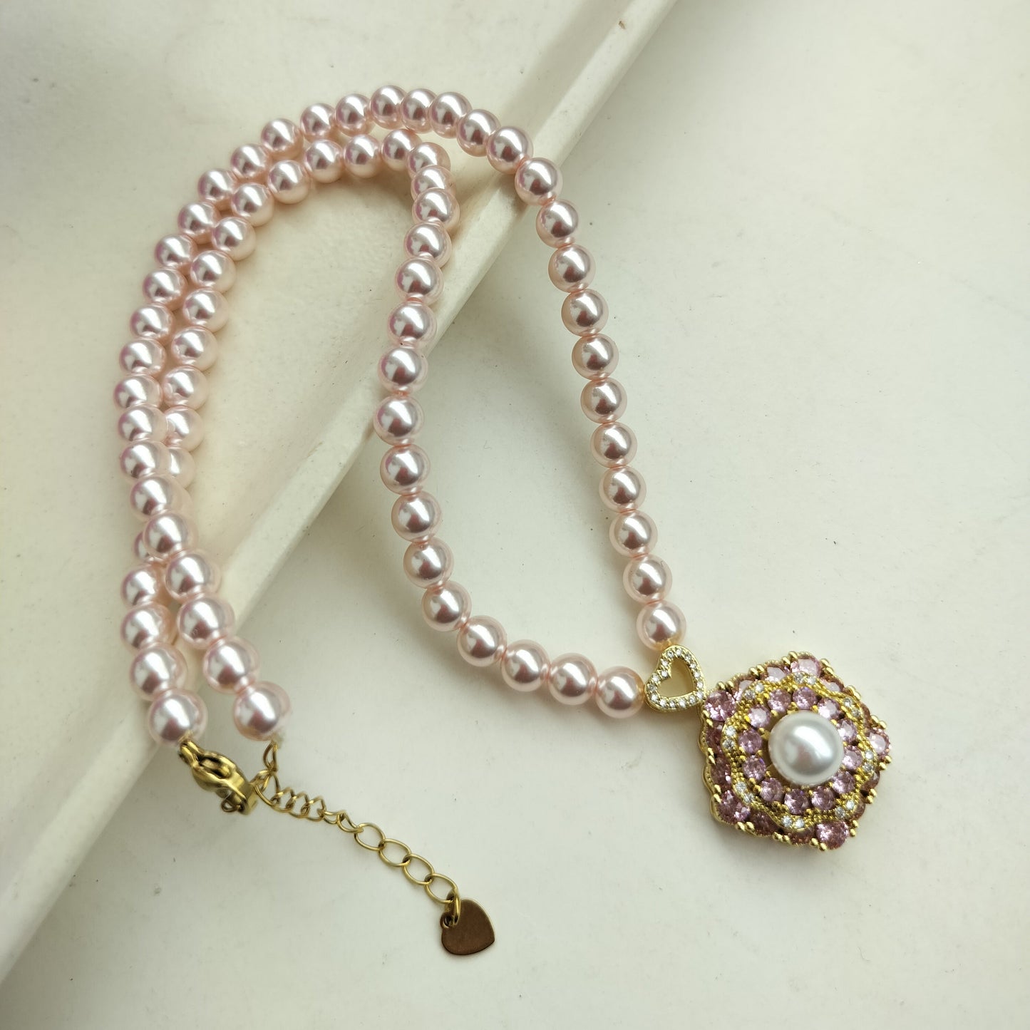 Rose Gold Pearl Pendant Necklace